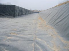 防渗土工膜和复合土工膜在工程施工中的锚固方法